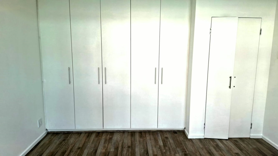 To Let 2 Bedroom Property for Rent in Sea Point Western Cape